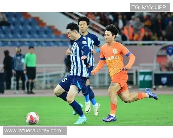 武汉足球队速度提升之路:如何在比赛中占据优势与突破极限 武汉足球队速度提升之路:如何在比赛中占据优势与突破极限