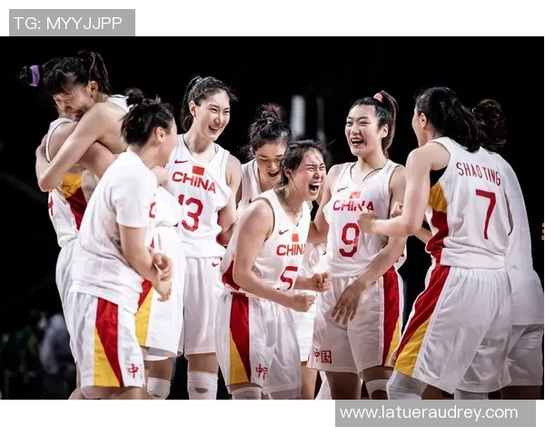 上海篮球队在奥运会积分榜上以60分稳居第一名展现强大实力