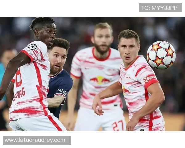 欧冠足球护腕选购指南助你提升球场表现与舒适度 欧冠足球护腕选购指南助你提升球场表现与舒适度