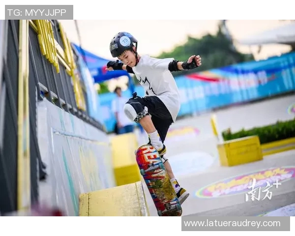 运动滑板评论杭州滑板队在比赛中的防守策略与失误分析 运动滑板评论杭州滑板队在比赛中的防守策略与失误分析