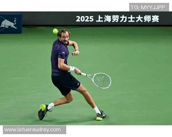 体育实时数据上海网球队在全国锦标赛积分榜上以80分稳居第一位置,表现出色引人瞩目 体育实时数据上海网球队在全国锦标赛积分榜上以80分稳居第一位置,表现出色引人瞩目